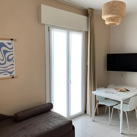 Dainese Apartments, Casa Ester *